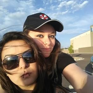 Meet your Posher, Yolanda